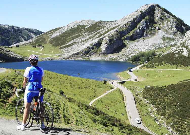 Cycling-holidays-guides-2