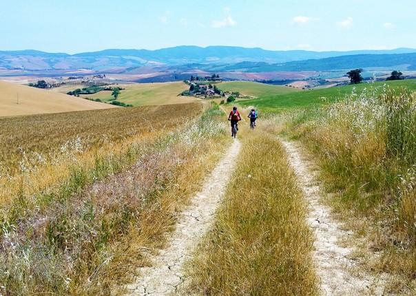 mountain-bike-holiday-saddle-skedaddle-self-guided-italy-trip.jpg