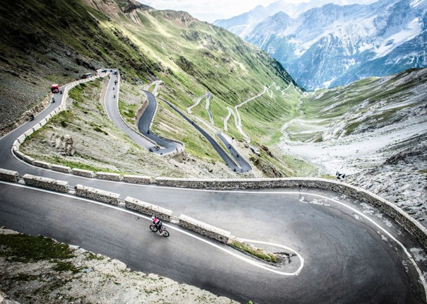 legendary-mountain-climbs-road-cycling-holiday.jpg