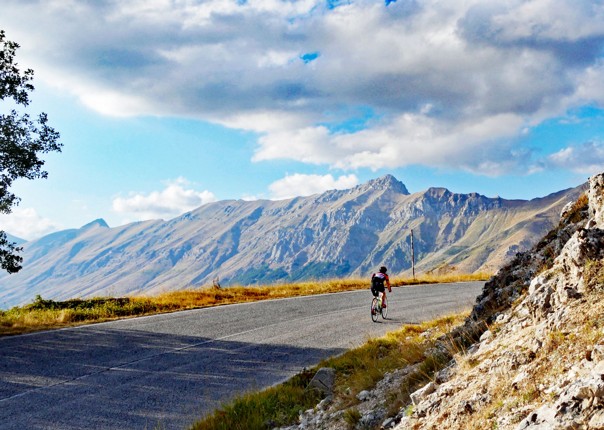 road-cycling-holiday-italy-abruzzo.jpg