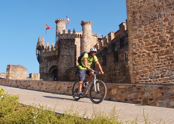 pilgrims-route-cycling-ponferrada-guided-leisure.jpg