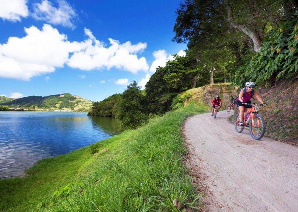 azores-guided-leisure-cycling-adventure.jpg