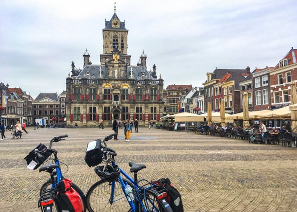 cycling-delft-in-holland-family-holiday-saddle-skedaddle-cities-and-beaches-of-south.jpg