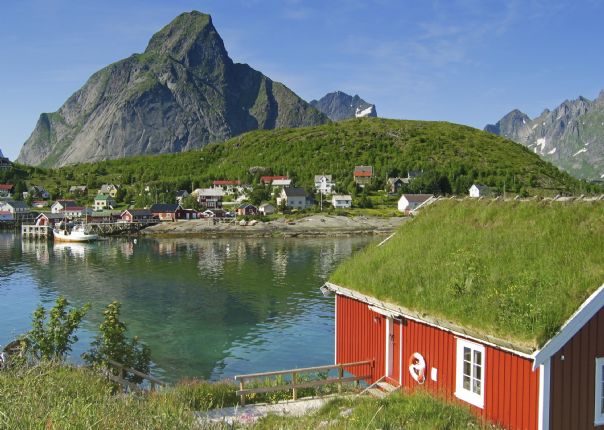 bigstockphoto_Island_Of_Moskenes_459629.jpg