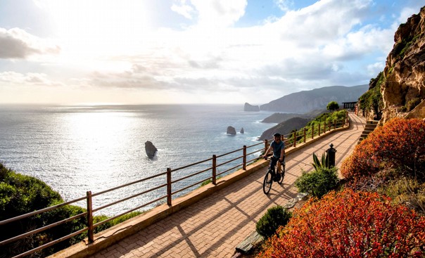 sardinia-leisure-cycling-Nebida-12.jpg