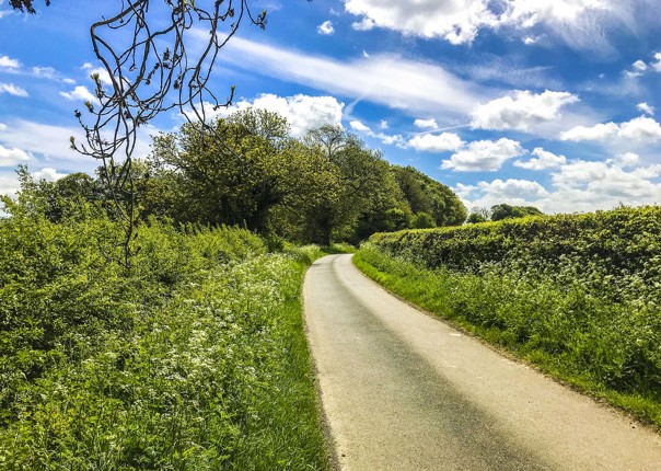 quiet-country-lanes-cycling-picturesque-rolling-countryside-guided.jpg