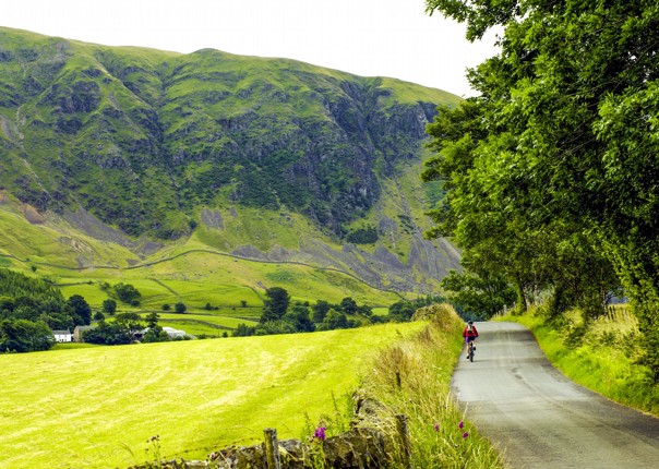 cycling-tour-leisure-bike-holiday-5-days-sg-beautiful-uk.jpg