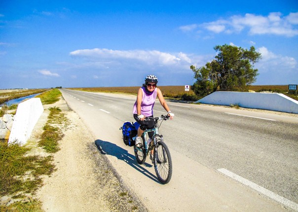 fun-self-guided-leisure-cycling-france-provence-saddle-skedaddle.jpg