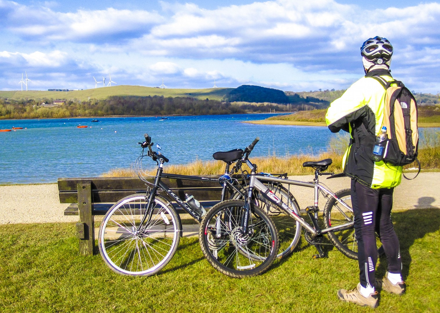 SelfGuided Leisure Cycling Tour Derbyshire Dales Dovedale UK