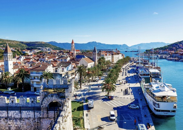 rogoznica-croatia-cycling-holiday-boat.jpg