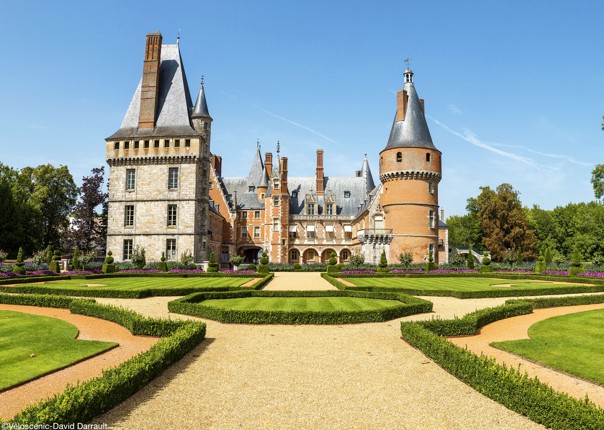 maintenon-veloscenie-france-biking-leisure-holiday.jpg
