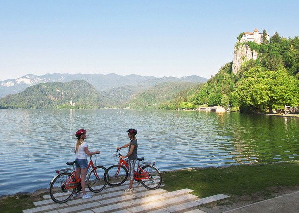 helia_cycling_lake_bled_2015_11.jpg
